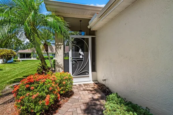 $175,000 | 2429 New Haven Circle, Unit 64, Sun City Center, FL 33573