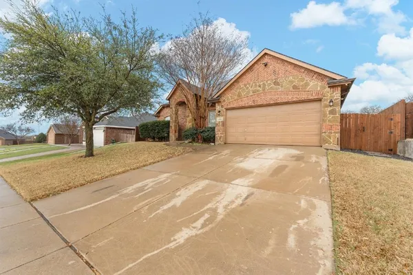 $3,700 | 400 Hidden Lake Court, Burleson, TX 76028