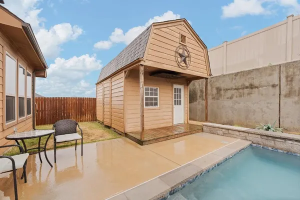 $3,700 | 400 Hidden Lake Court, Burleson, TX 76028