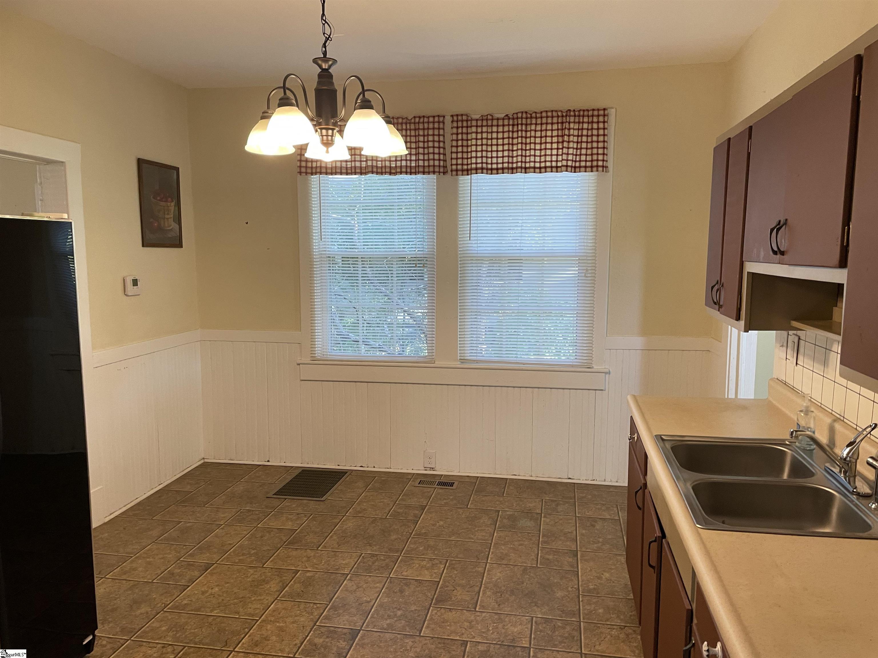 215 Webster Street Slater, SC 29683 - Photo 16 of 30 Gallery Image 16
