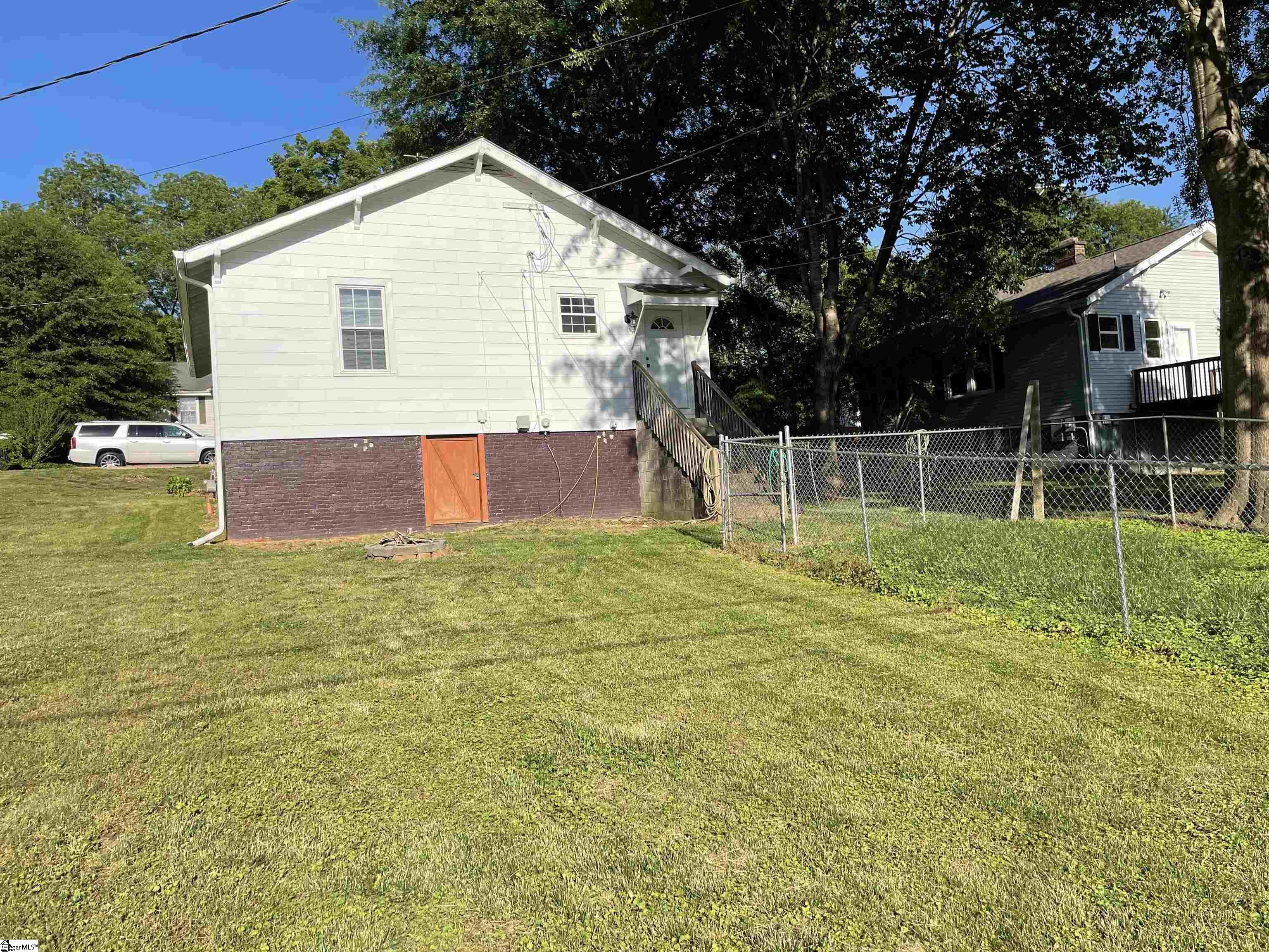 215 Webster Street Slater, SC 29683 - Photo 7 of 30 Gallery Image 7