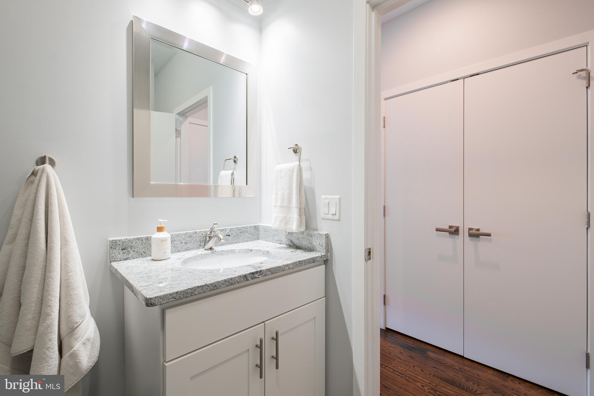 136 Reed Street Philadelphia, PA 19147 - Photo 34 of 62