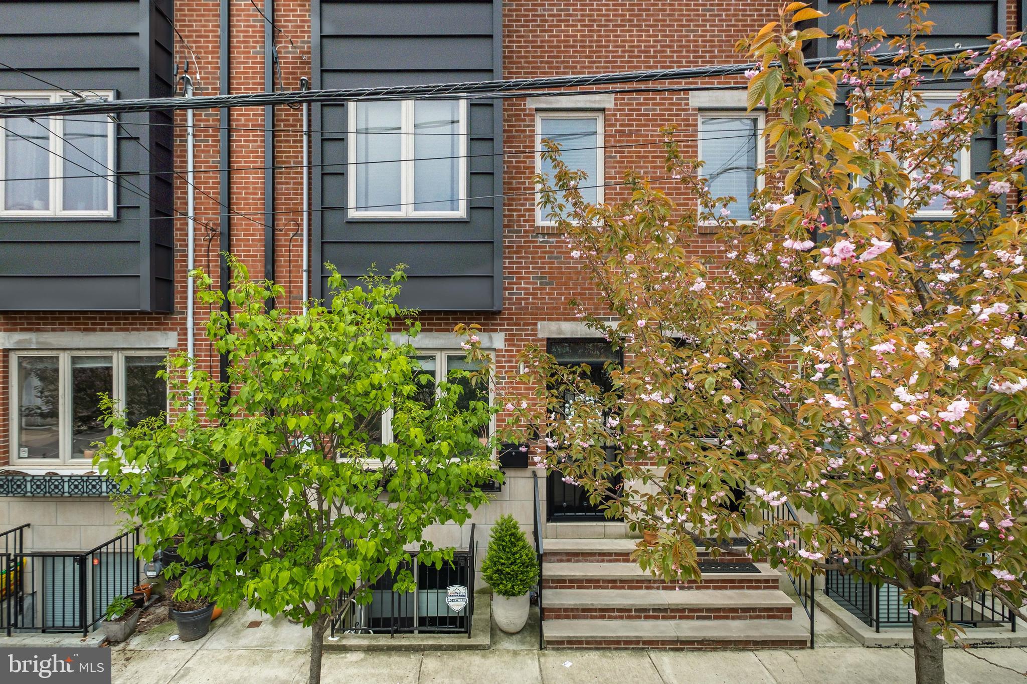 136 Reed Street Philadelphia, PA 19147 - Photo 4 of 62