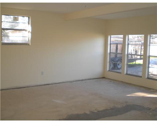 250 Nola Street Luling, LA 70070 - Photo 3 of 10