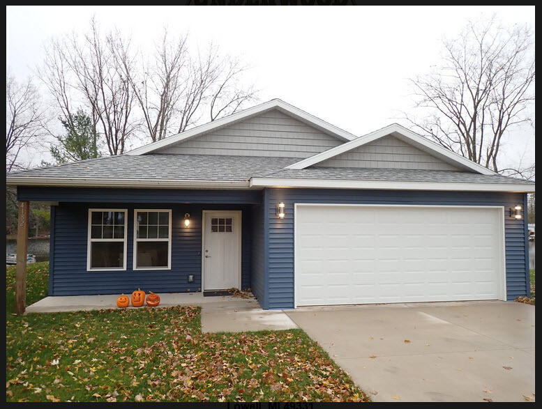 4182 West Stanton Road Stanton, MI 48888 - Photo 1 of 1 Front View