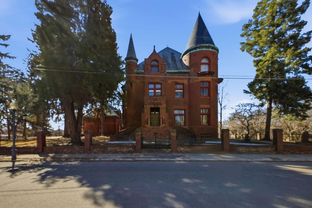 802 Hall Street St. Joseph, MO 64501 - Photo 11 of 99