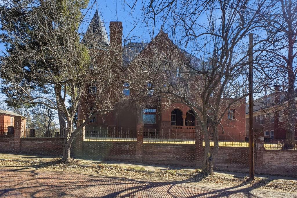 802 Hall Street St. Joseph, MO 64501 - Photo 15 of 99
