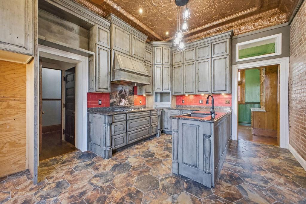 802 Hall Street St. Joseph, MO 64501 - Photo 49 of 99