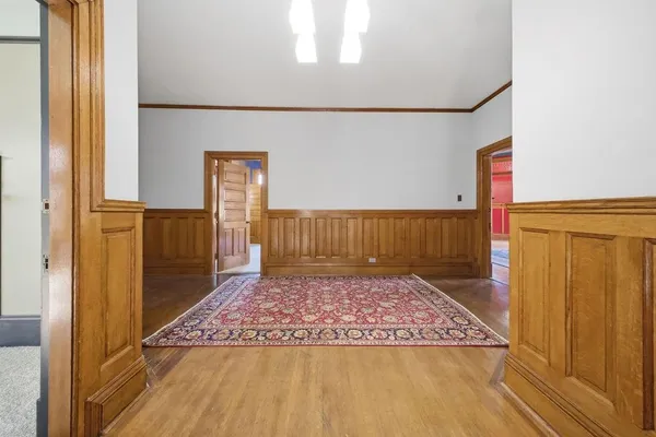 $797,000 | 802 Hall Street, St. Joseph, MO 64501