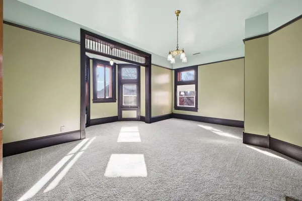 $797,000 | 802 Hall Street, St. Joseph, MO 64501