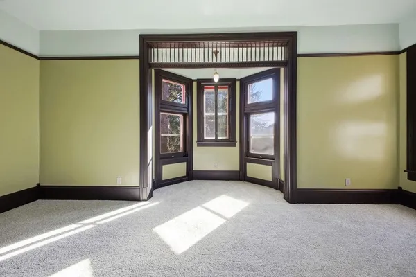 $797,000 | 802 Hall Street, St. Joseph, MO 64501