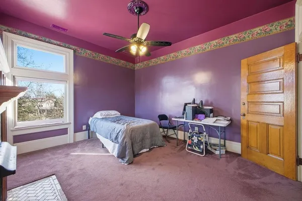 $797,000 | 802 Hall Street, St. Joseph, MO 64501