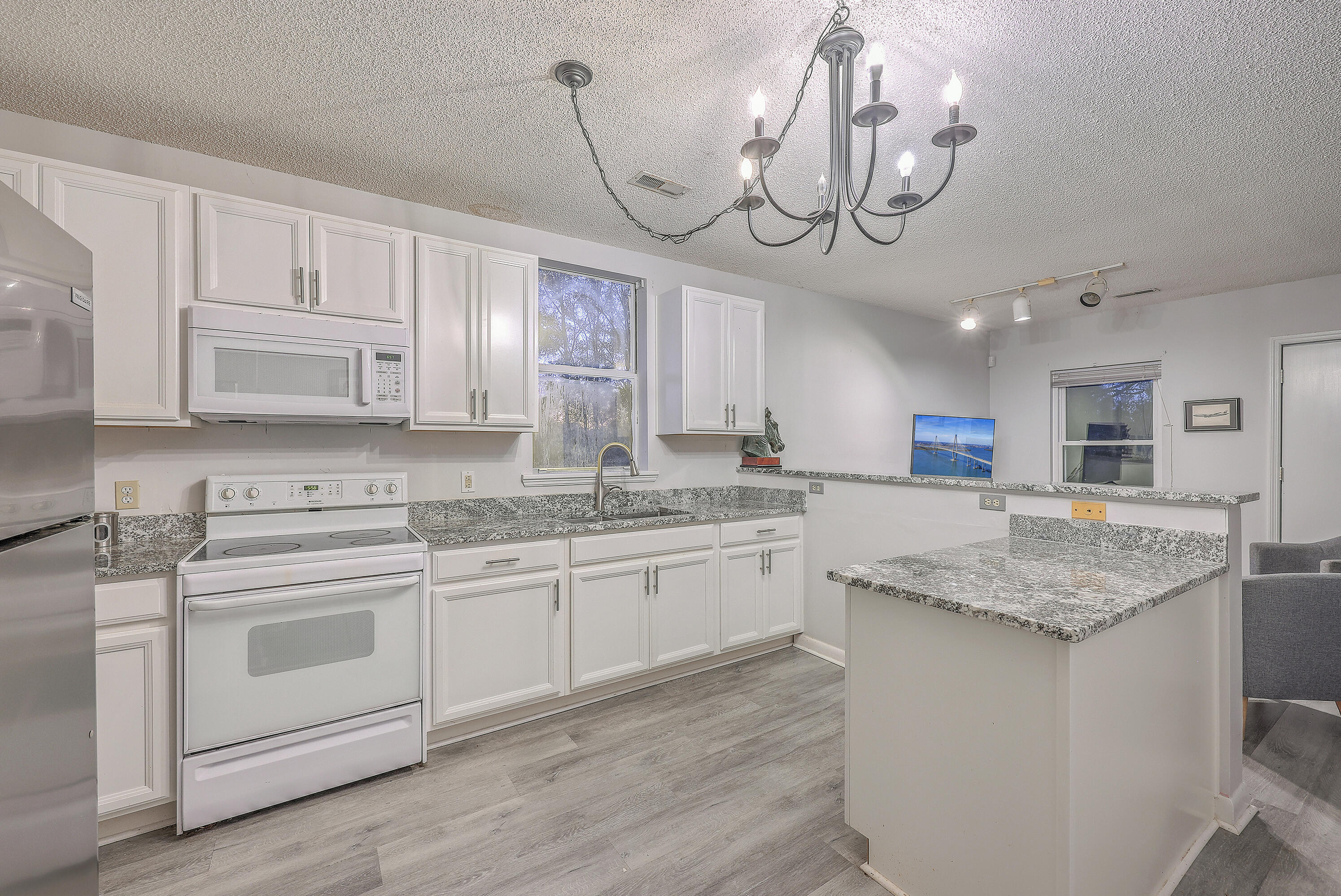 3980 River Road Johns Island, SC 29455 - Photo 73 of 110 Kitchen at stable house