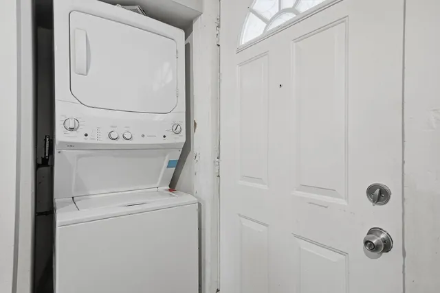 $1,025,000 | 4418 West Armitage Avenue, Chicago, IL 60639