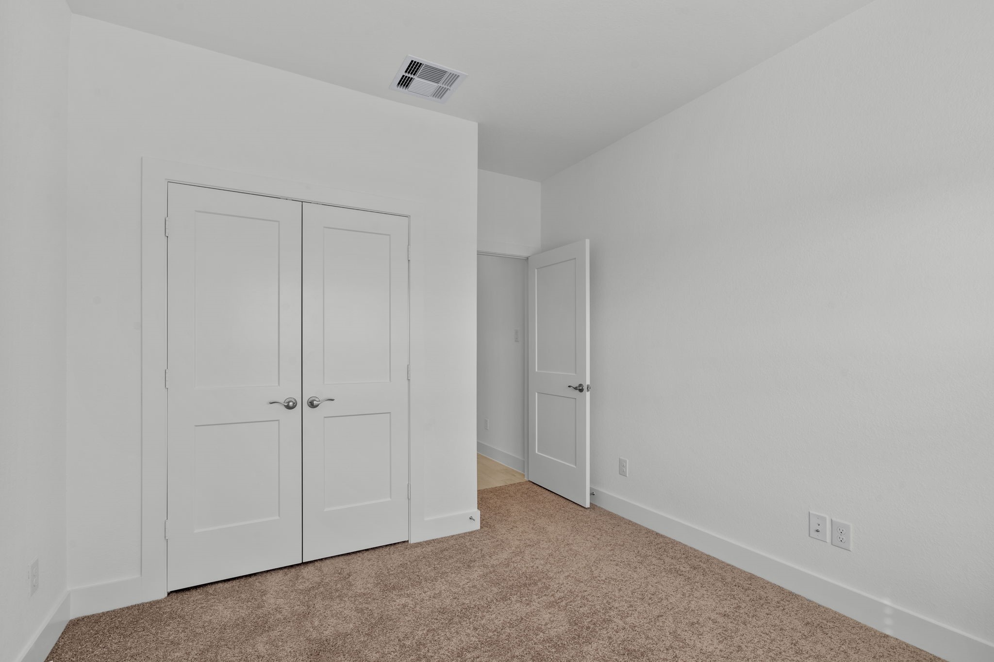 5227 Celestial Court Iowa Colony, TX 77583 - Photo 16 of 43
