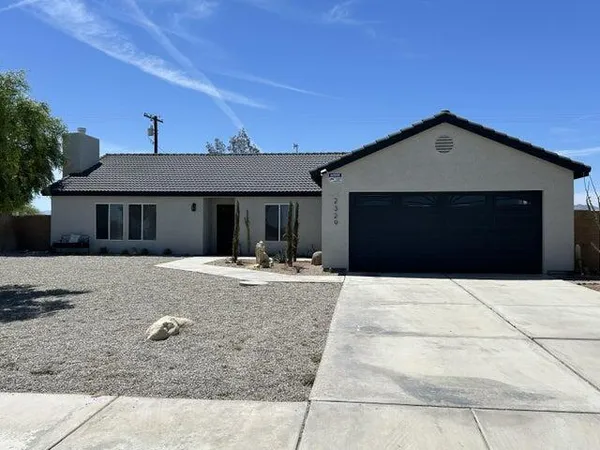 $329,000 | 2329 Shore Hawk Avenue, Thermal, CA 92274