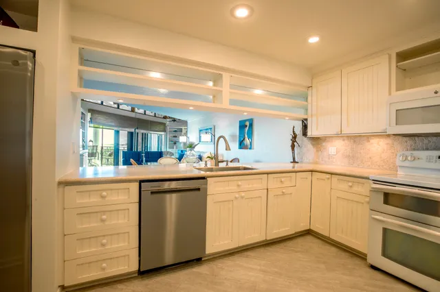 $1,149,000 | 1800 Atlantic Boulevard, Unit 410A, Key West, FL 33040