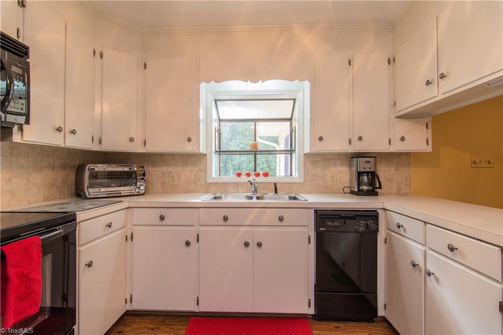 248 Cameron Road Lexington, NC 27295 - Photo 8 of 30 Gallery Image 8