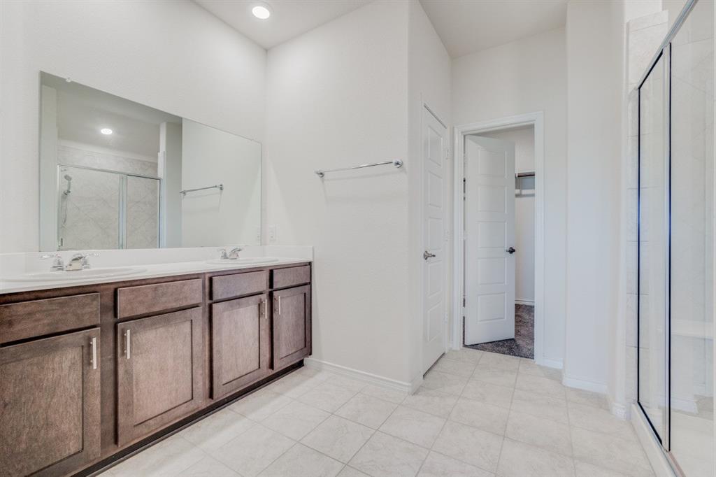 4108 Forest Bend Road Denton, TX 76208 - Photo 13 of 22 Gallery Image 13
