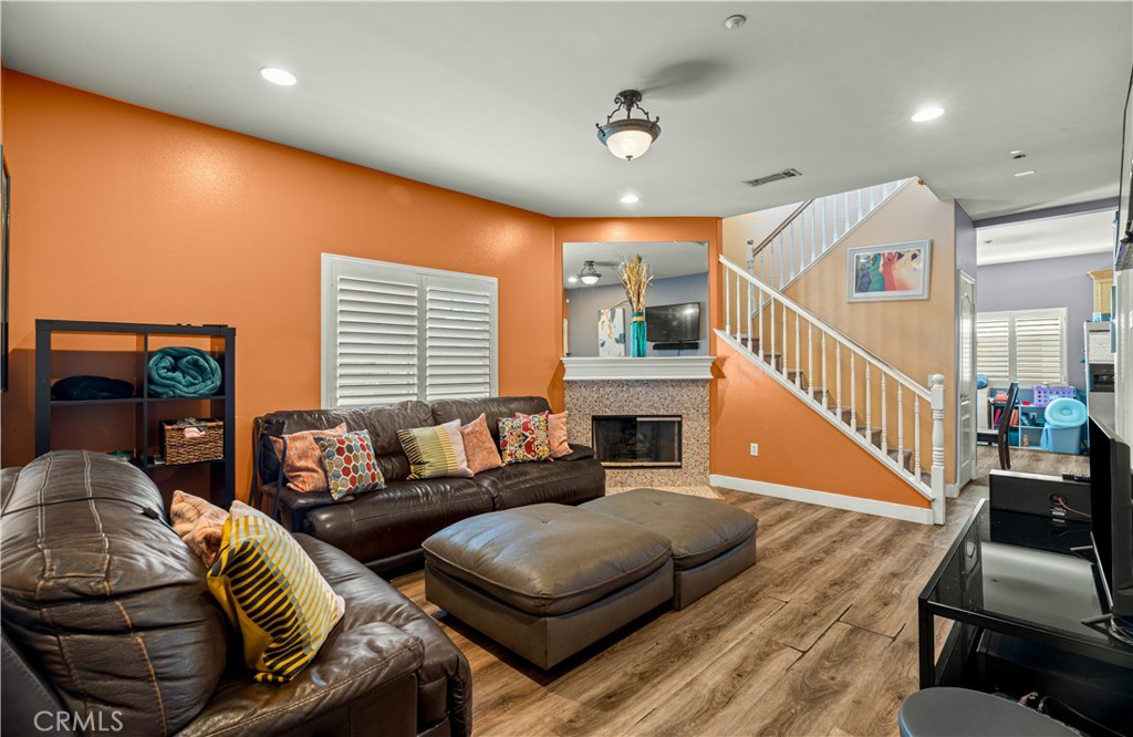 148 West Cherry Avenue Monrovia, CA 91016 - Photo 2 of 18