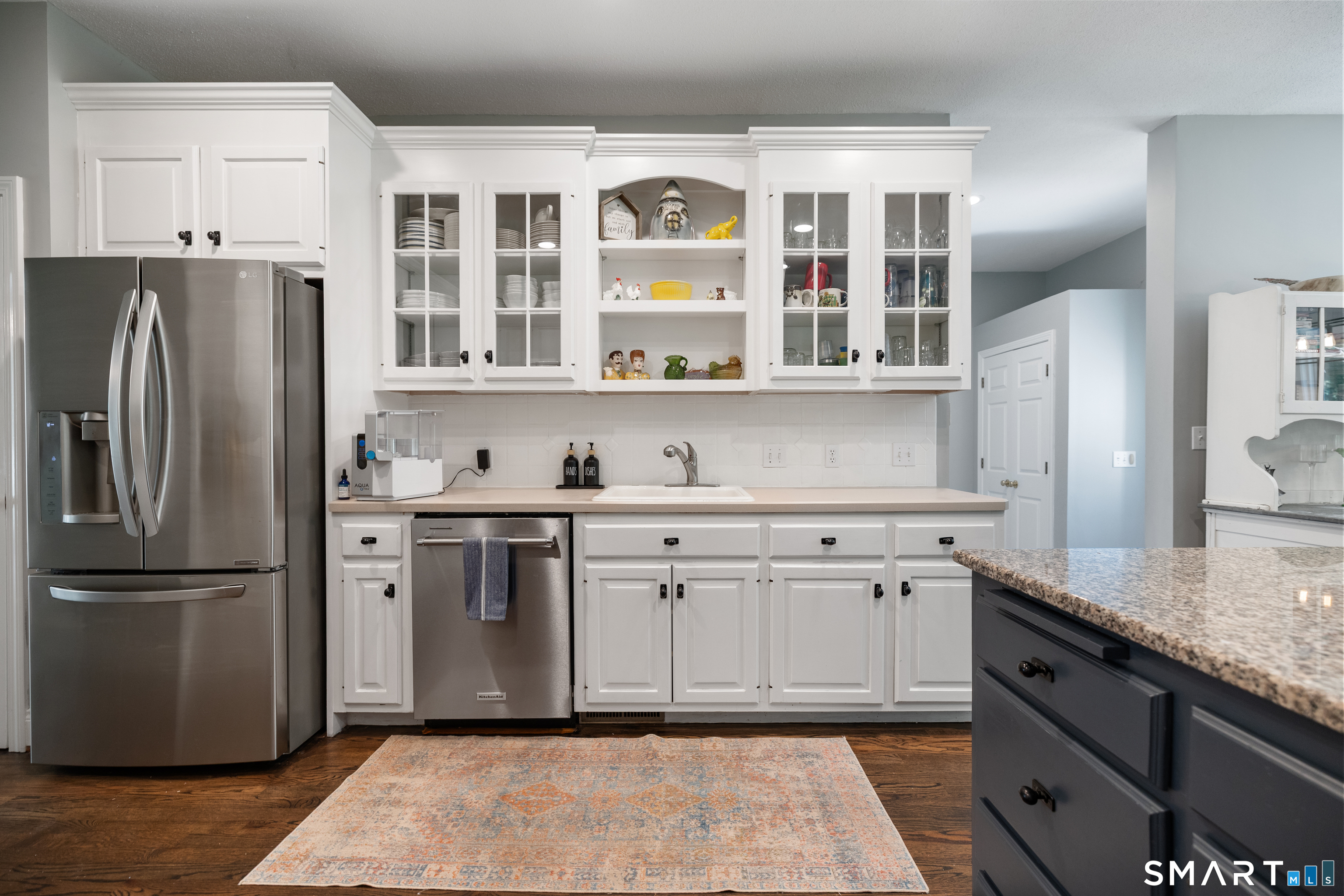216 Great Pond Road Simsbury, CT 06070 - Photo 8 of 39