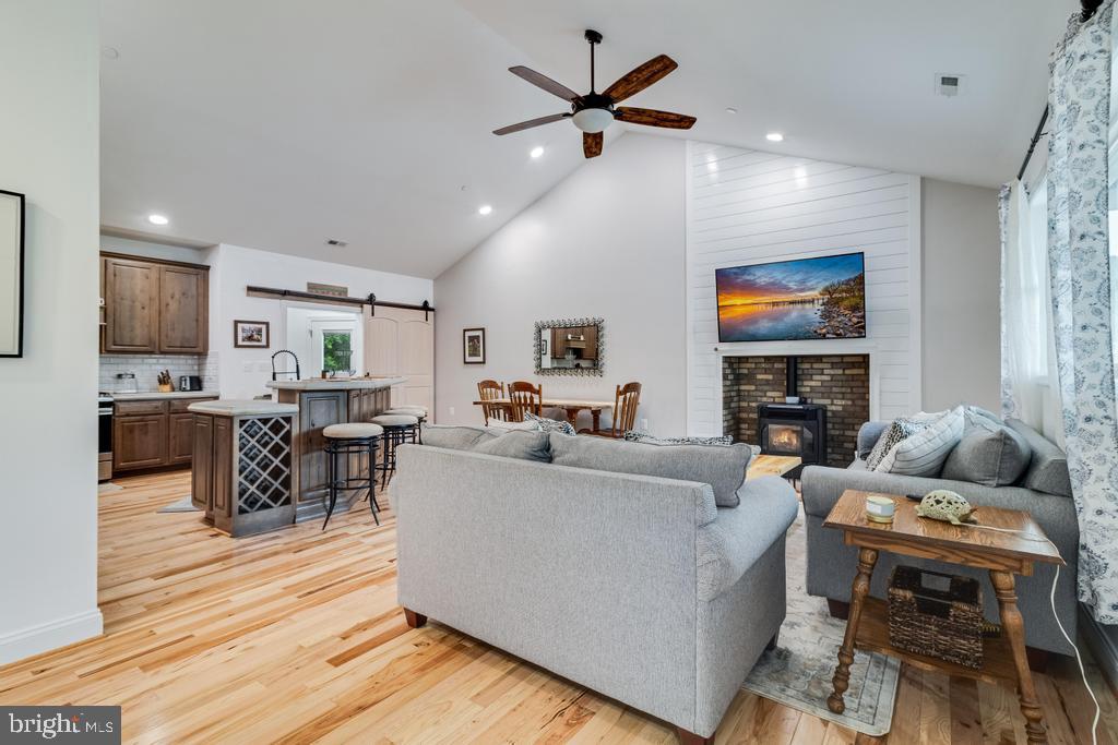 7750 Hawthorne Road La Plata, MD 20646 - Photo 4 of 40 Gallery Image 4