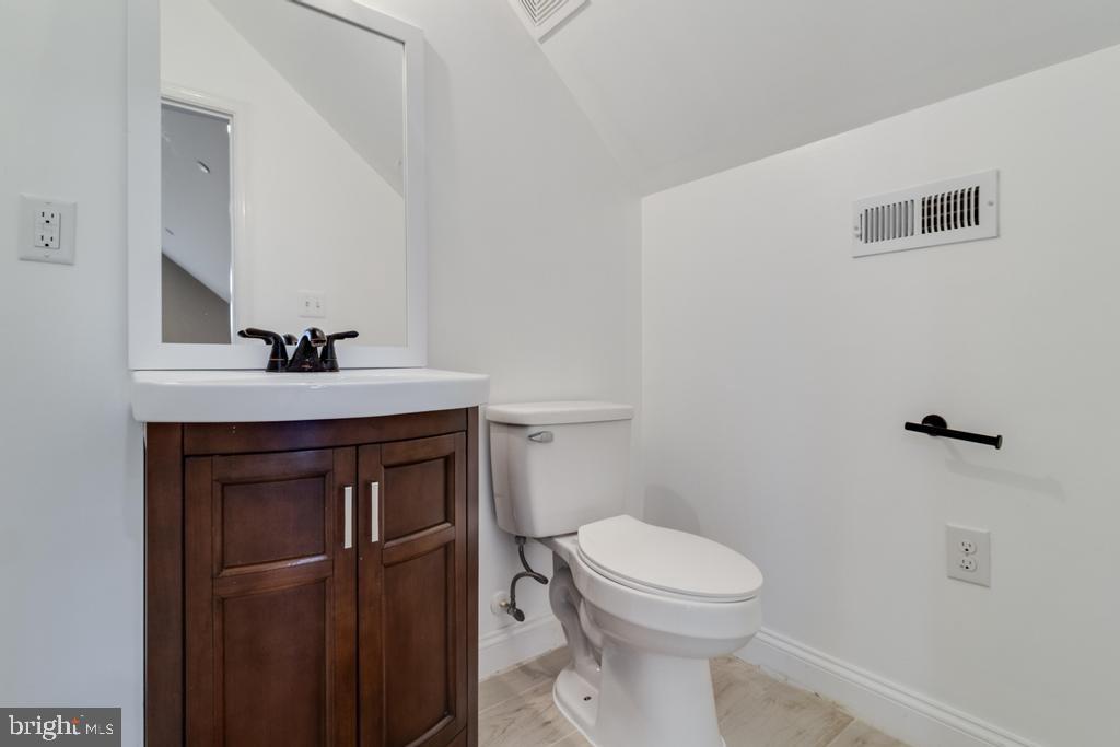7750 Hawthorne Road La Plata, MD 20646 - Photo 9 of 40 Gallery Image 9