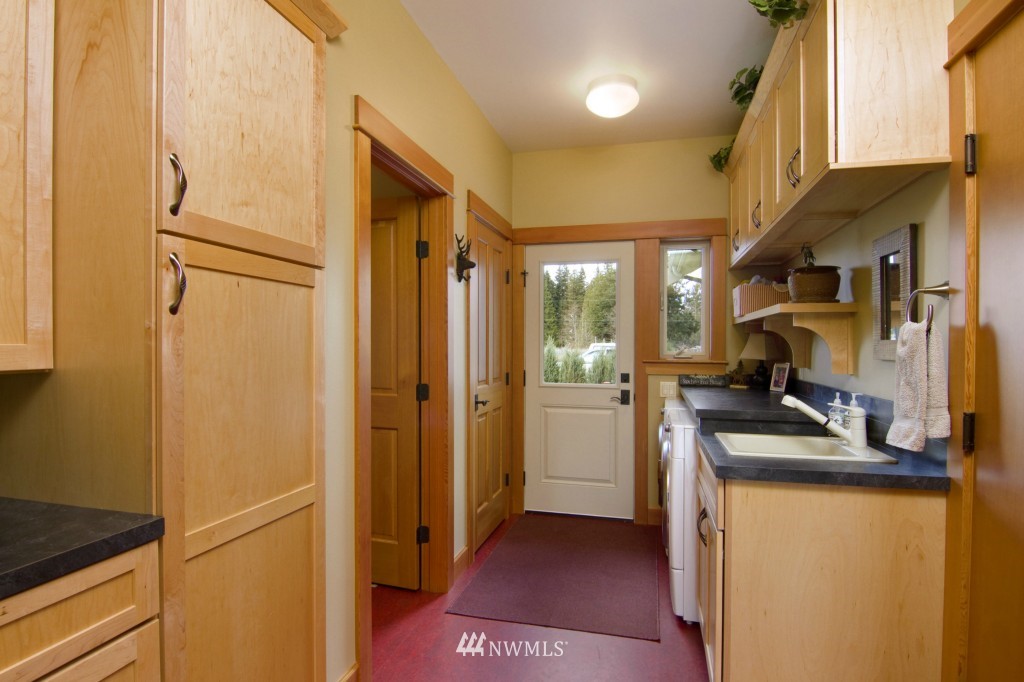 4437 Y Road Bellingham, WA 98226 - Photo 17 of 25 Gallery Image 17