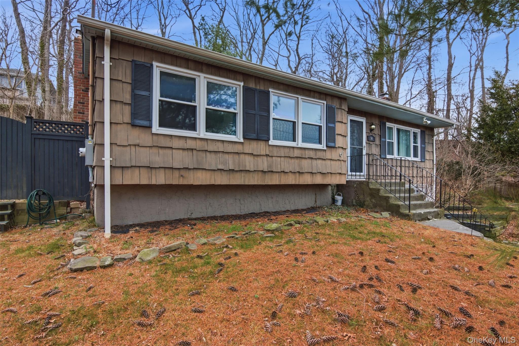 14 Narcissus Road Rocky Point, NY 11778 - Photo 2 of 18