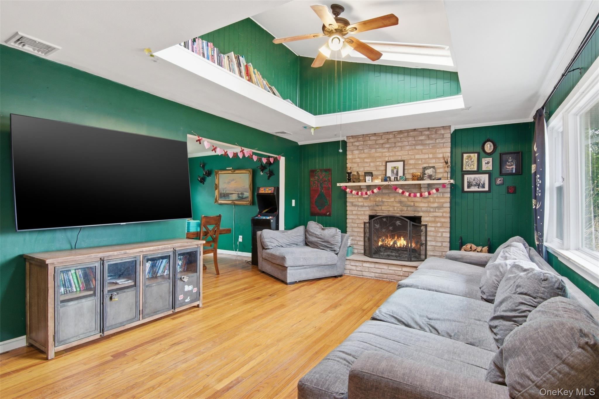 14 Narcissus Road Rocky Point, NY 11778 - Photo 9 of 18