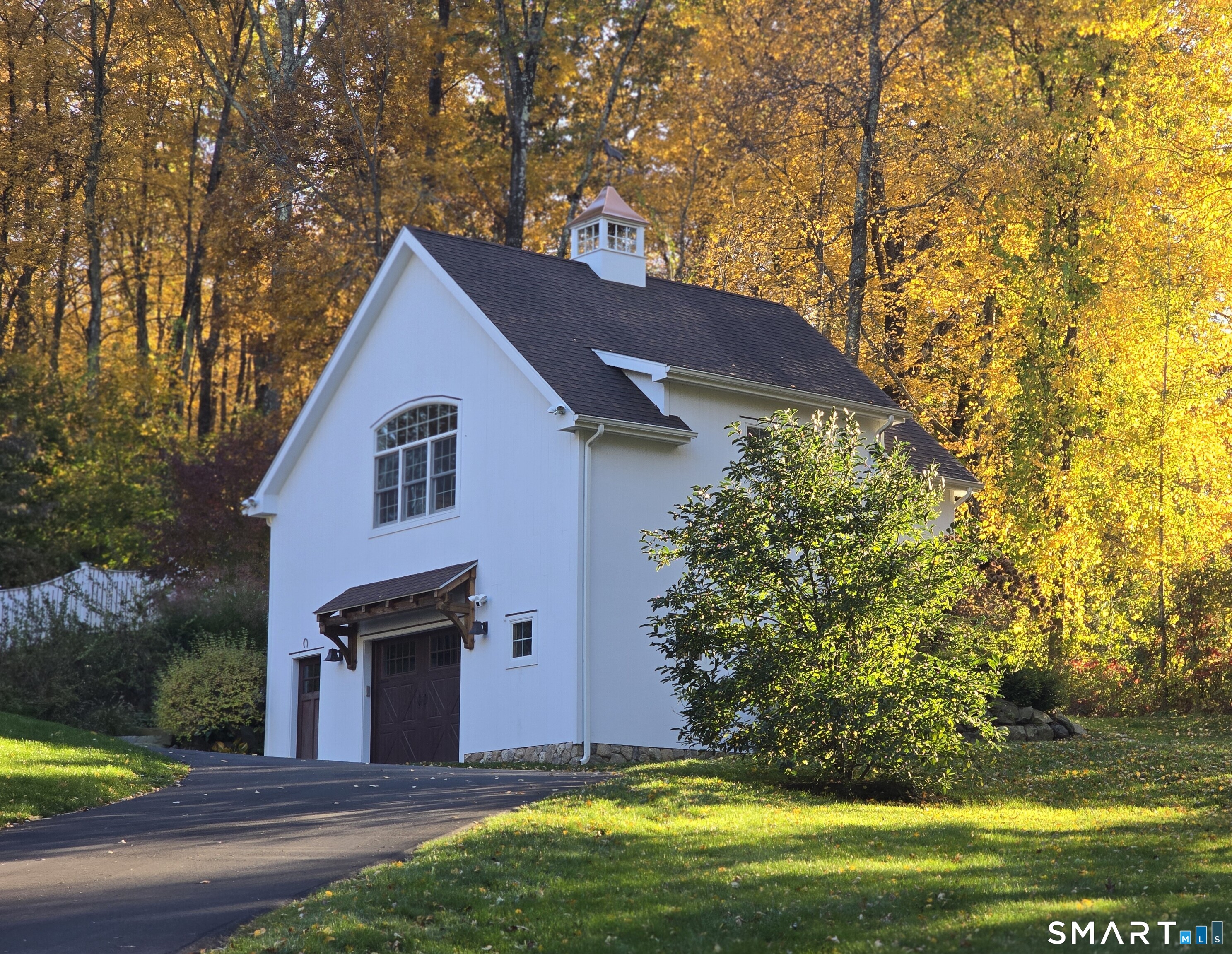 42 Topstone Road Redding, CT 06896 - Photo 2 of 40 Gallery Image 2