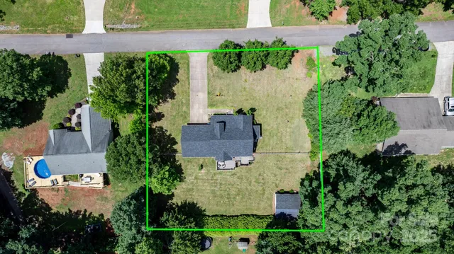 $412,000 | 1321 Birch Drive, Morganton, NC 28655