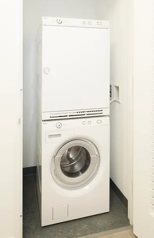 $8,689 | 70 Pine Street, Unit 1303 | Financial District