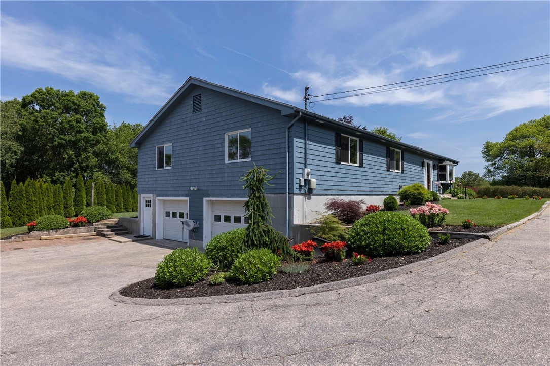 104 Dunns Corner Road Westerly, RI 02891 - Photo 41 of 44