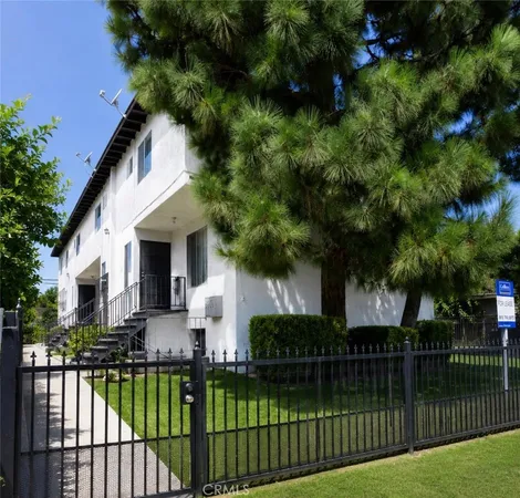 $3,000 | 6845 Hinds Avenue, Unit 1, North Hollywood, CA 91605