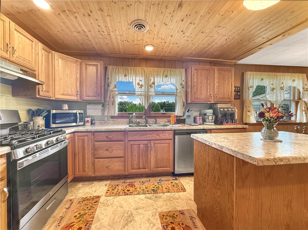 10355 North 450th Street Casey, IL 62420 - Photo 2 of 21