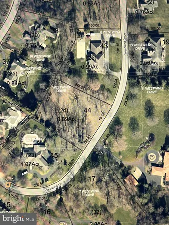 $400,000 | 4 Westwind Drive, Lemoyne, PA 17043