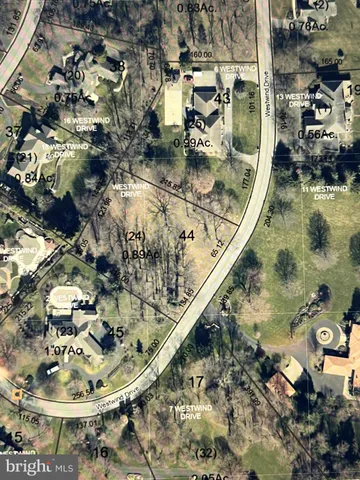 $400,000 | 4 Westwind Drive, Lemoyne, PA 17043