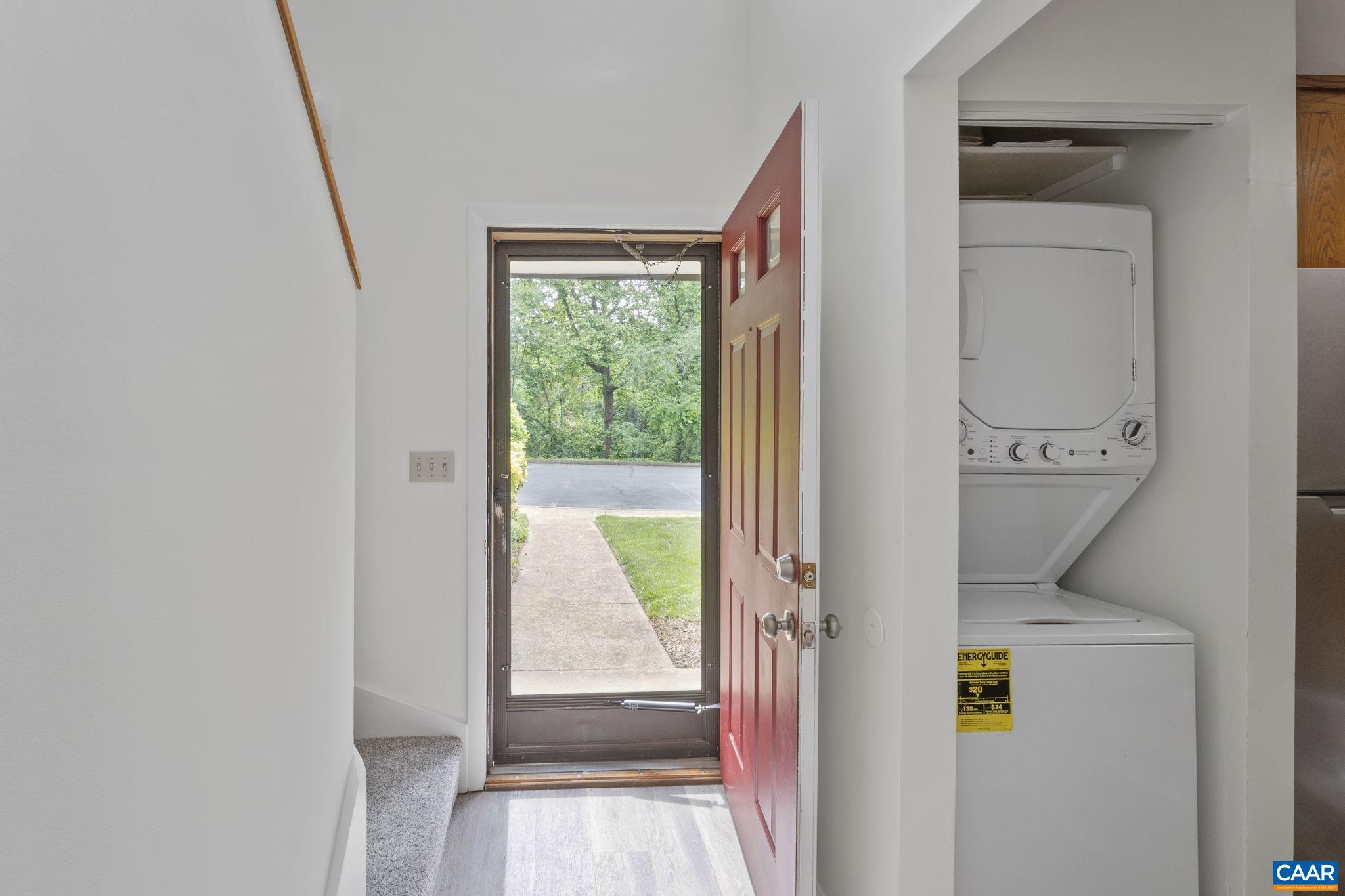 732 Exton Court Charlottesville, VA 22901 - Photo 14 of 35