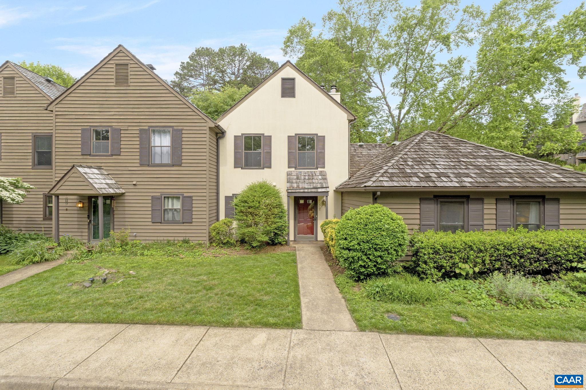 732 Exton Court Charlottesville, VA 22901 - Photo 5 of 35