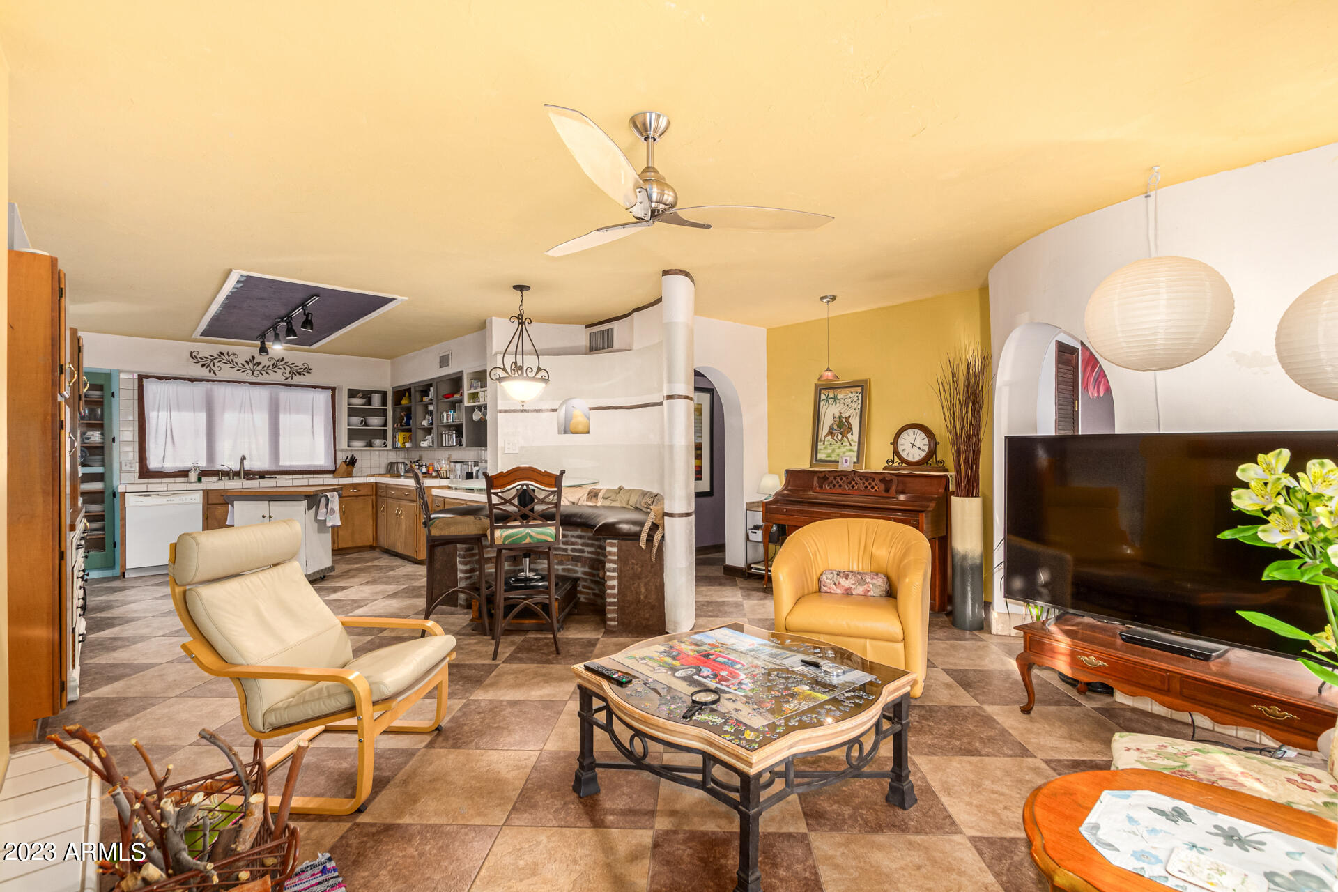 3046 East Charter Oak Road Phoenix, AZ 85032 - Photo 13 of 70 18-Charter Oak