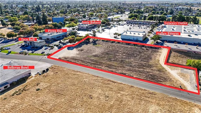 a view of outdoor space