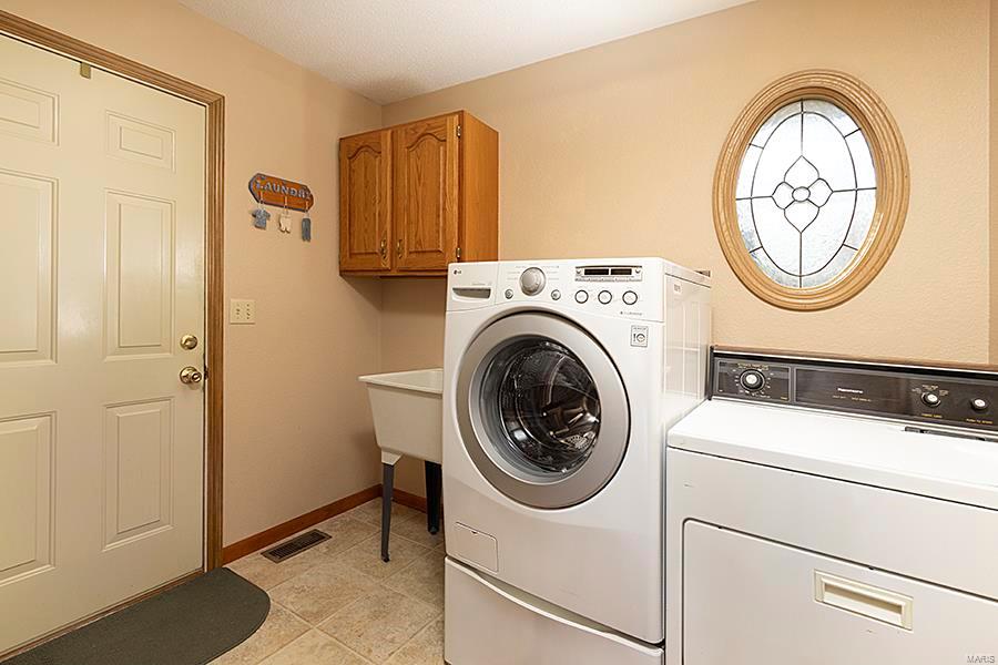 13303 Field Crest Road Highland, IL 62249 - Photo 31 of 64