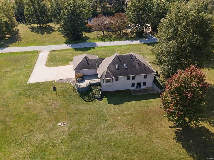 13303 Field Crest Road Highland, IL 62249 - Photo 61 of 64