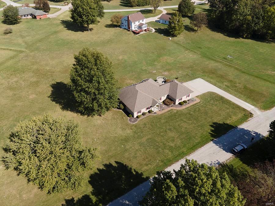 13303 Field Crest Road Highland, IL 62249 - Photo 63 of 64