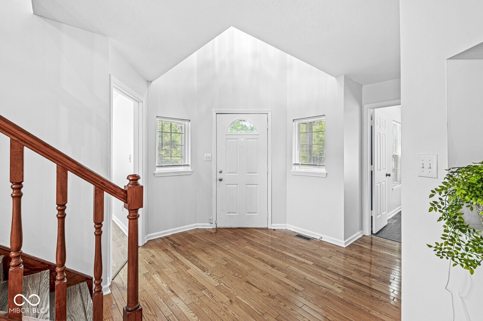 5014 Melbourne Road Indianapolis, IN 46228 - Photo 11 of 40 Gallery Image 11