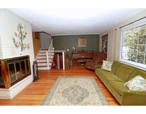 101 Shaw Farm Road Holliston, MA 01746 - Photo 8 of 25 Gallery Image 8