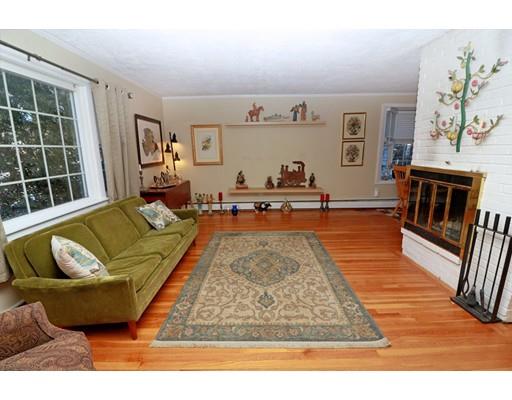 101 Shaw Farm Road Holliston, MA 01746 - Photo 9 of 25 Gallery Image 9