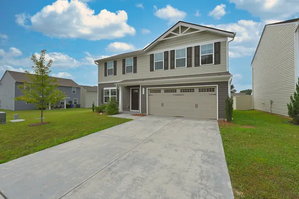 $2,395 | 2161 Brokeshire Drive, White House, TN 37188
