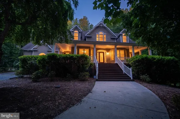 $599,900 | 909 Eastover Parkway, Locust Grove, VA 22508